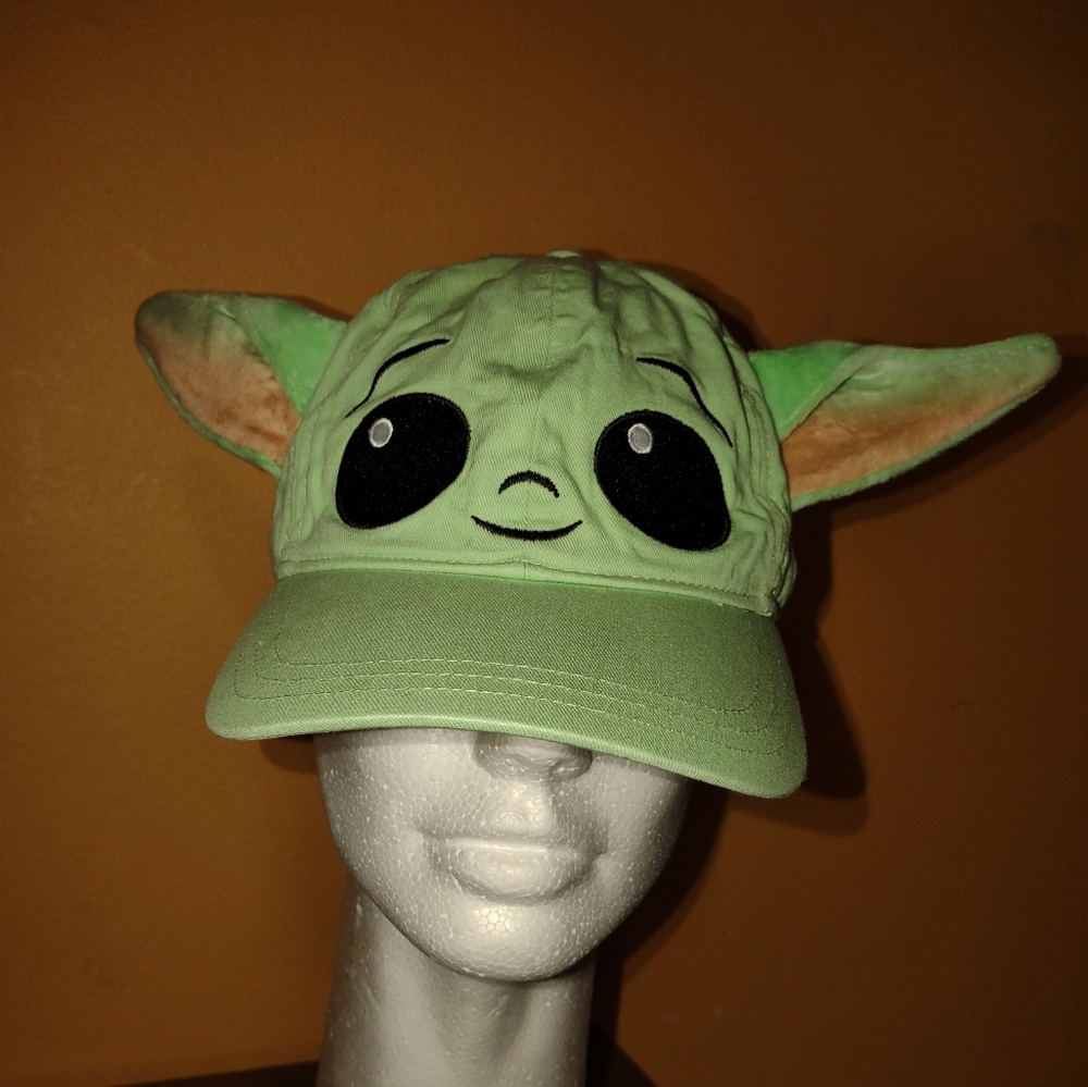 Disney Parks Star Wars Mandalorian The Child Baby Yoda Adjustable Size OS